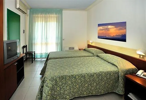 Hotel Borgo Il Poeta Santa Maria a Monte 4*,  İtalya